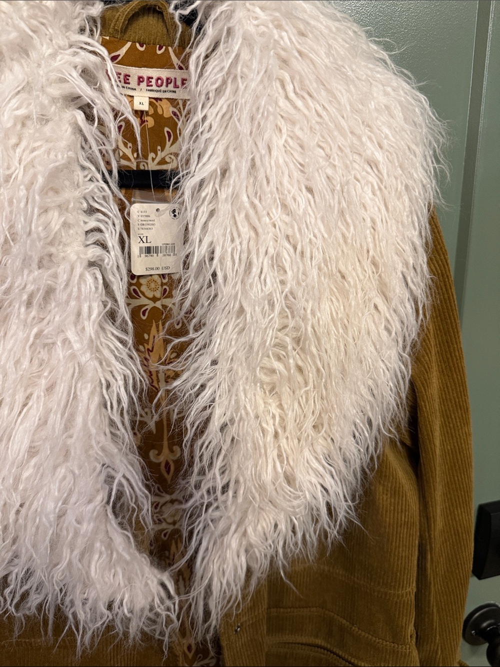Free People golden brown Corduroy Jacket with off white/Cream Faux Fur Shawl - Picture 8 of 11